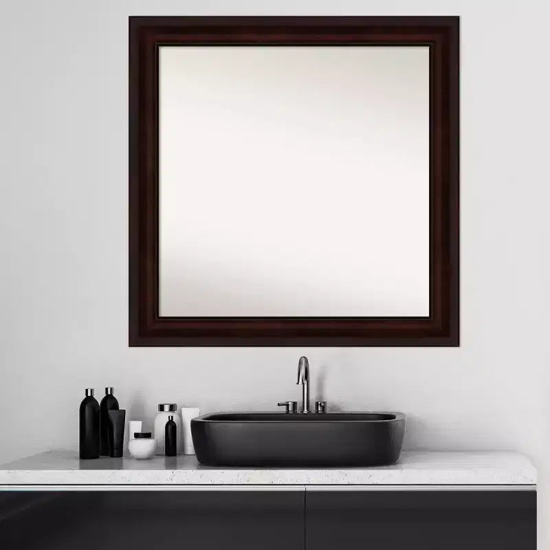 Miroir mural de salle de bain non biseauté 31" x 31" Coffee Bean Brown - Amanti Art : Carré moderne, à fixer au mur, cadre en polystyrène