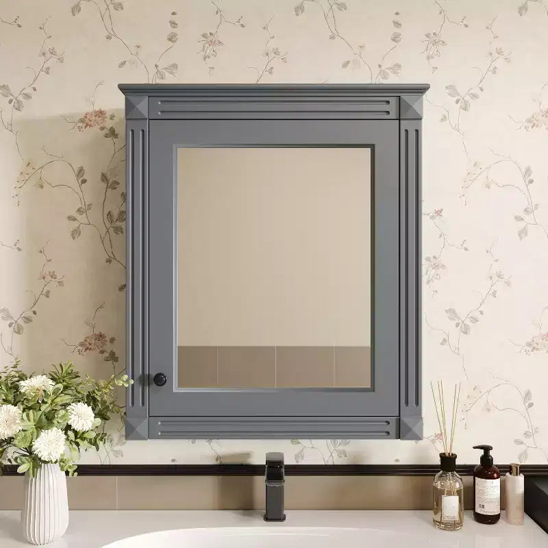 Armoire de toilette rectangulaire de 61 cm (24 po) de largeur x 68,6 cm (27 po) de hauteur, à montage en surface, avec miroir